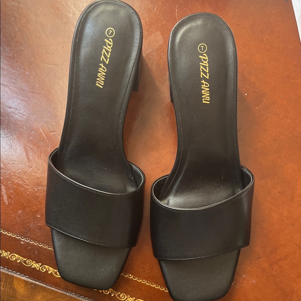 Black Slip-On Leather Mules